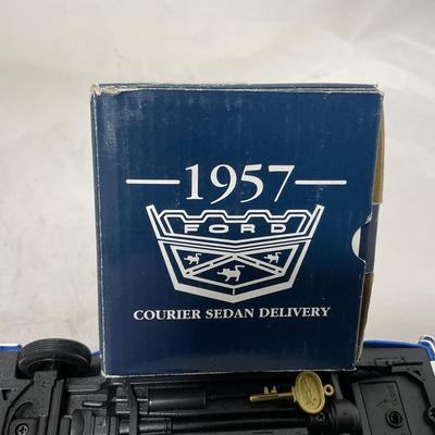 -130- VINTAGE | 1957 Ford Police Car Diecast Liberty Bank