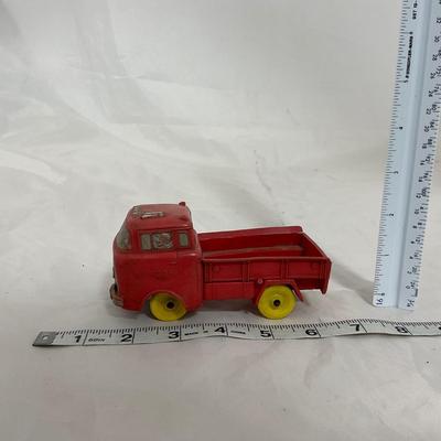 -137- VINTAGE | Plastic Toy Vehicles