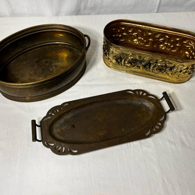 3 Retro Planters/Tray (2 brass)