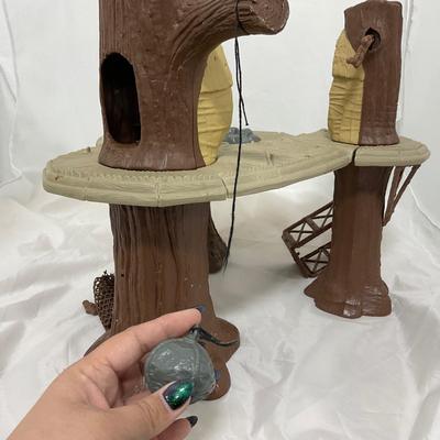 -149- VINTAGE | 1980â€™s Star Wars Ewok Village