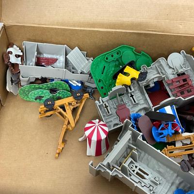 -152- COLLECTIBLE | 1990â€™s Weapons & War Game