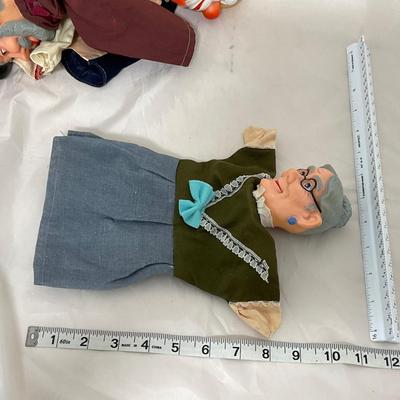 -153- VINTAGE | 1960â€™s Rubber Faced Hand Puppets