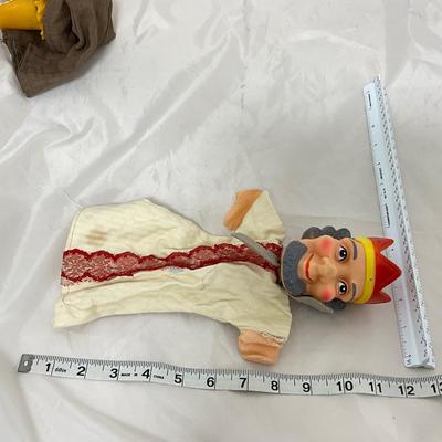 -153- VINTAGE | 1960â€™s Rubber Faced Hand Puppets