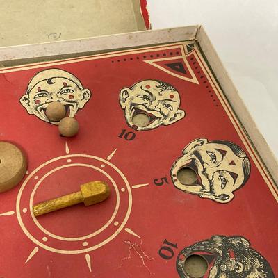 -154- COLLECTIBLE | Early 1900â€™s Chuckles Game