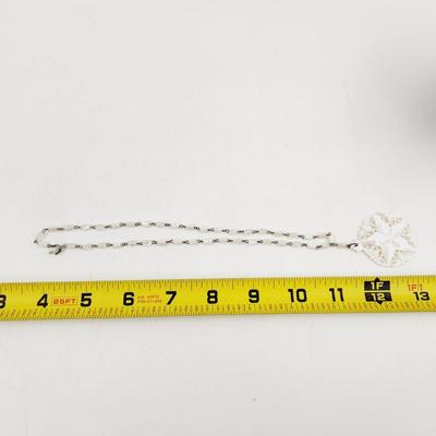MADE IN JERUSALEM MOTHER OF PEARL STAR NECKLACE