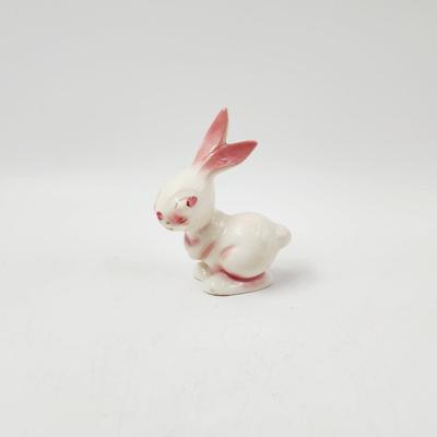 VINTAGE JAPAN CERAMIC SALT SHAKER