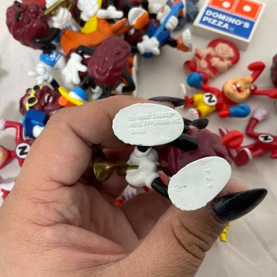-158- VINTAGE | Small Action Figures | The Noid | California Raisins
