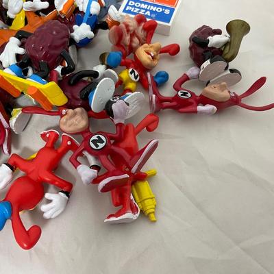 -158- VINTAGE | Small Action Figures | The Noid | California Raisins