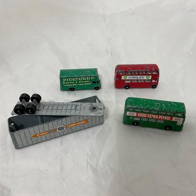 -160- COLLECTIBLE | 1960â€™s Matchbox Cars
