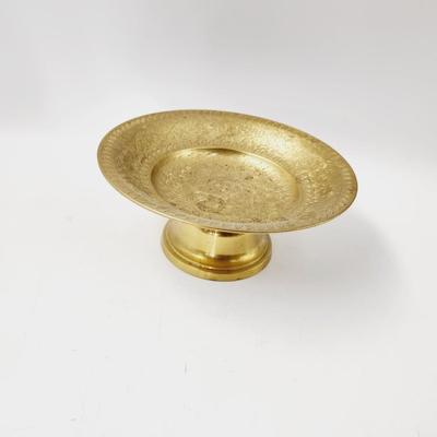 ETCHED BRASS PEDESTAL COLLECTABLE