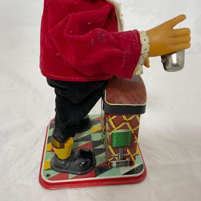 -162- COLLECTIBLE | 1960â€™s Tin Toy Man