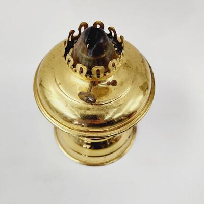 VINTAGE BRASS OIL LAMP