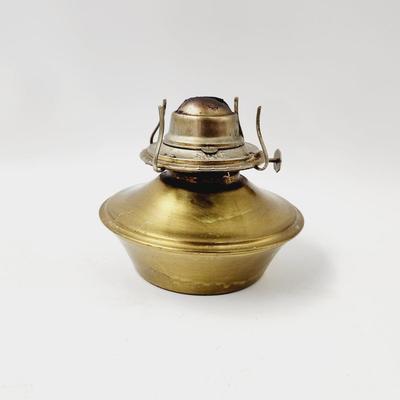 CUTE SQUATTY BRASS OIL LAMP
