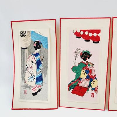 BEAUTIFUL VINTAGE CHINESE ART PANELS