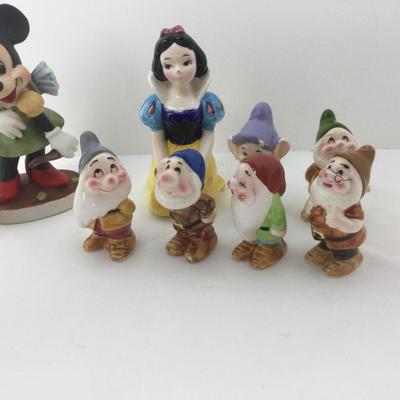 952 Vintage Disney World Souvenirs Snow White Mickey Daffy