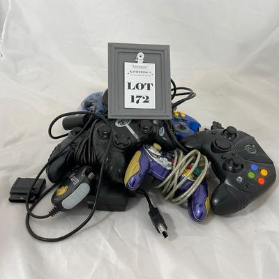 -172- VINTAGE | Video Game Controllers