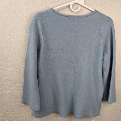 #48 Blue Loft Women's Medium Sweater