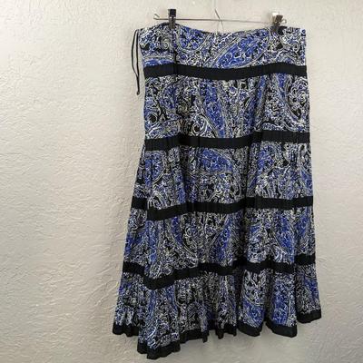 #82 Jones New York Blue/Black Skirt Size 12