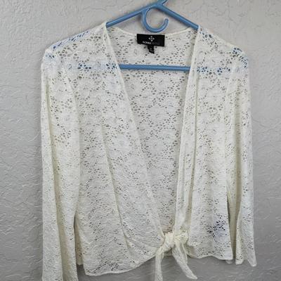 #148 Medium White Lace Shawl