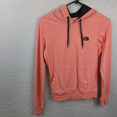 #194 The North Face Pink Hoodie Size Small