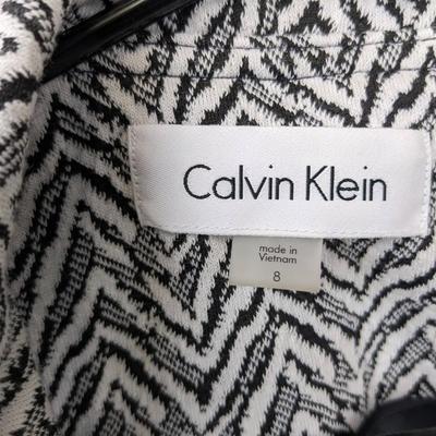 #196 Calvin Klein Size 8 Black/White Jacket