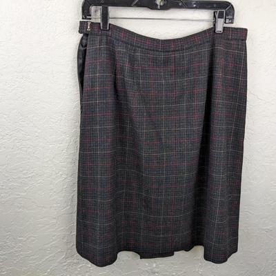 #201 Pendleton Size 16 Wool Skirt