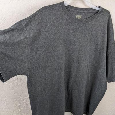 #227 XLarge Gray Tee-Shirt