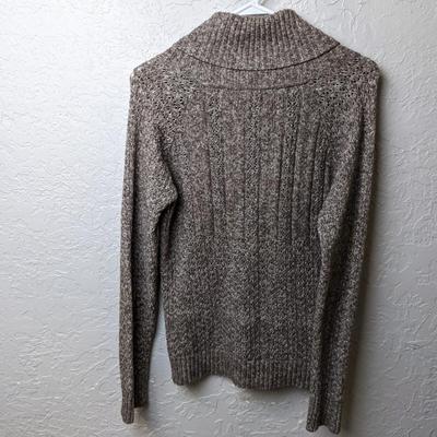 #240 Sonoma Medium Sweater 