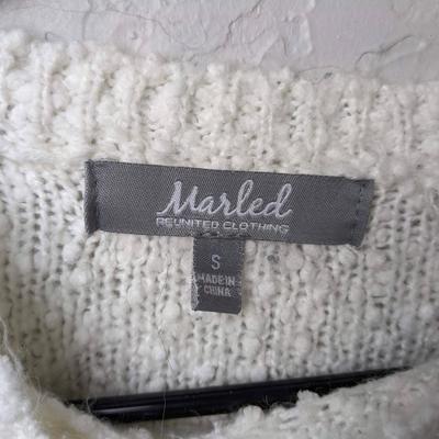 #241 Marled Small White/Black Sweater