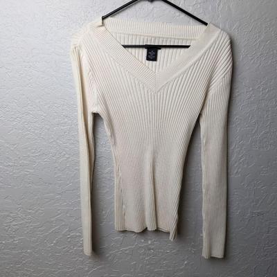 #244 Calvin Klein Jeans Large White Sweater