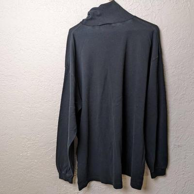 #254 Authentic Knitwear by Van Heusen Size XL