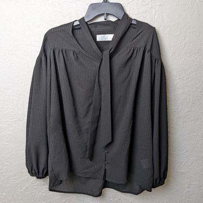 #259 Small Black Time & Tru Blouse