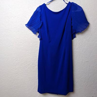 #260 Glamour Size 6 Blue Dress