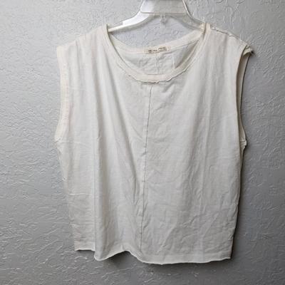 #261 Free People White Tank Size Large