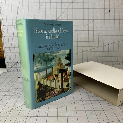#328 Stories Della Chiesa In Italia