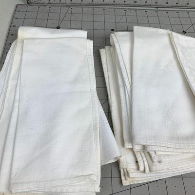 #354 White Dinner Cloth Napkins