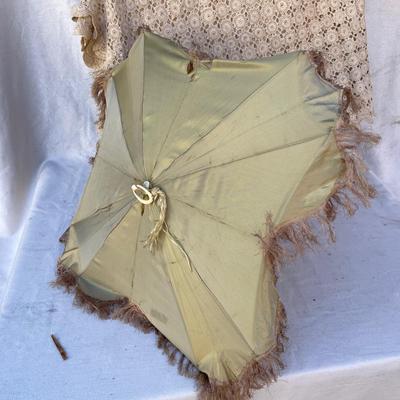 LOT 90 Antique Victorian Folding Parasol + Pair Elbow Length Kid Gloves + 2 Light Weight Shall