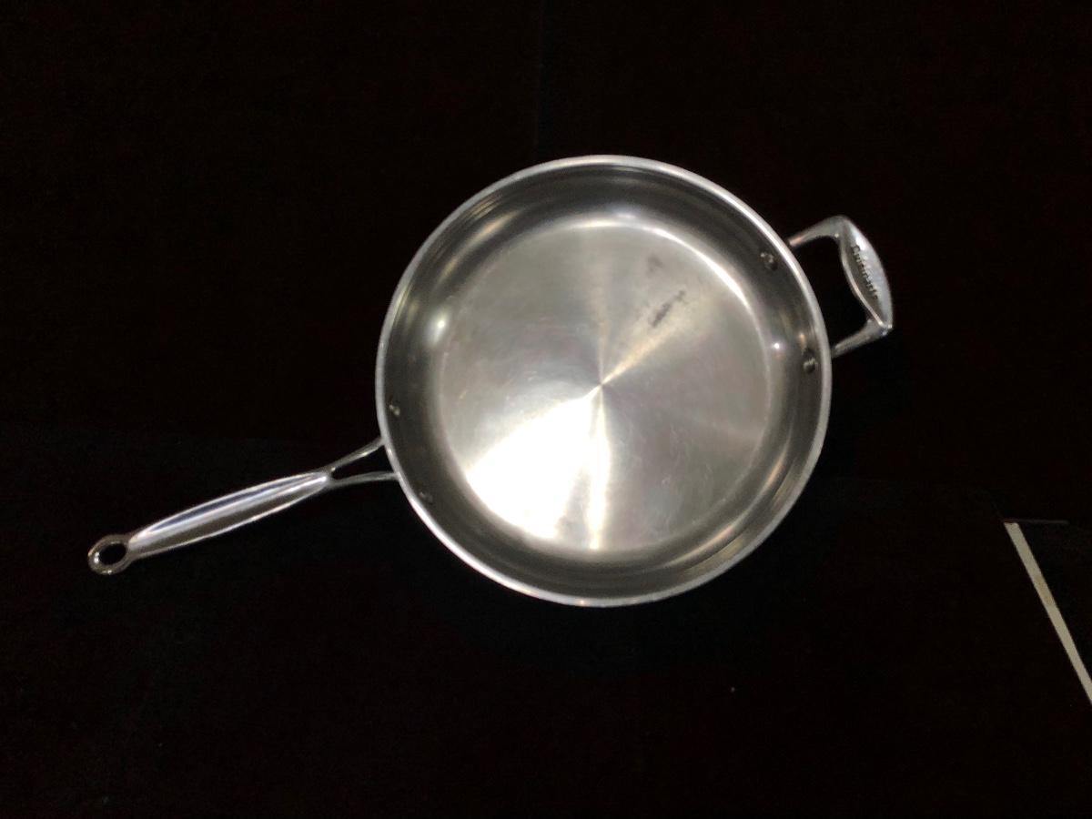 Sold at Auction: FARBERWARE ELECTRIC 12 INCH SKILLET AND I DON'T COVER
