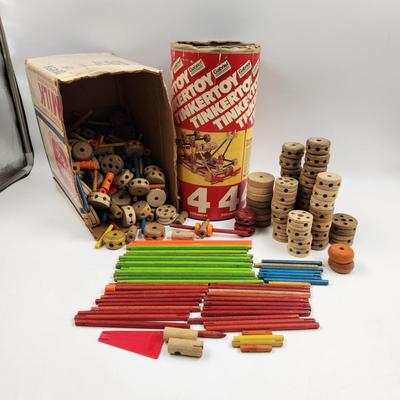 LARGE ASSORTMENT (VINTAGE & MORE MODEREN) TINKER TOYS