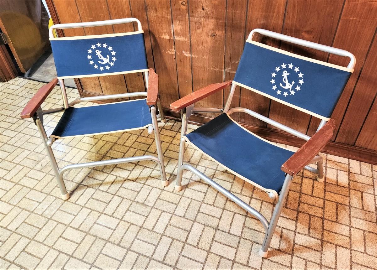 Lot 110 Good Pair of Vintage EEzIn Marine Chairs