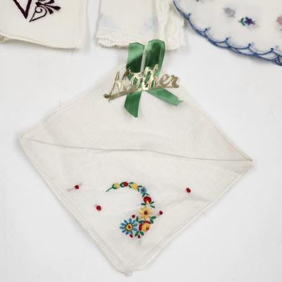 VINTAGE KNICKERCHIEF BUNDLE OF 5
