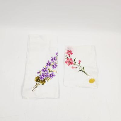 VINTAGE FLOWERED KNICKERCHIEF BUNDLE OF 2