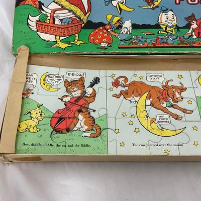 -178- VINTAGE | 1930â€™s Parker Brothers Mother Goose Comic Puzzle Set