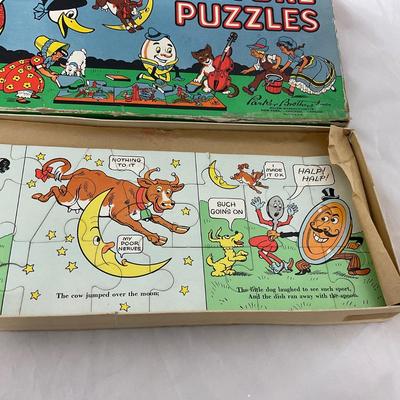 -178- VINTAGE | 1930â€™s Parker Brothers Mother Goose Comic Puzzle Set
