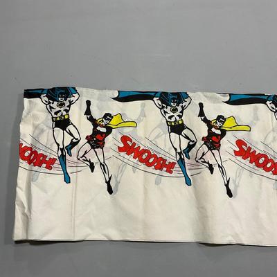 -179- VINTAGE | 1960â€™s Batman & Robin Tablecloth