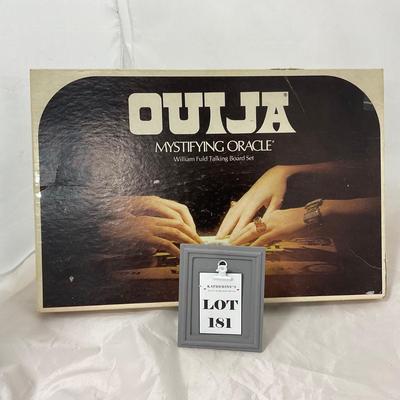-181- VINTAGE | Parkers Brothers Ouija Board