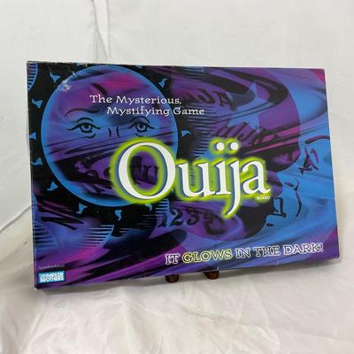 -182- VINTAGE | Parkers Brothers Ouija Board | Glow In The Dark