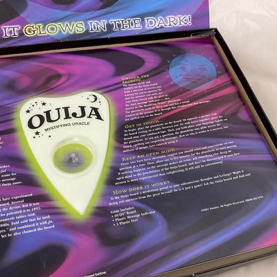 -182- VINTAGE | Parkers Brothers Ouija Board | Glow In The Dark