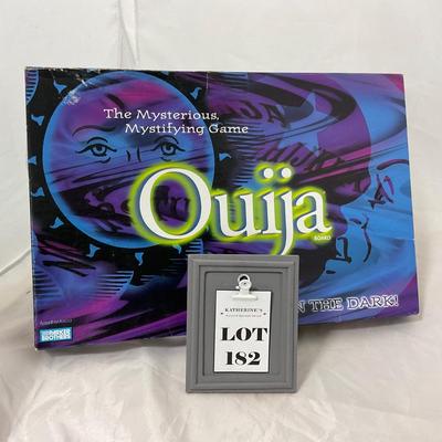 -182- VINTAGE | Parkers Brothers Ouija Board | Glow In The Dark