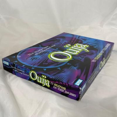 -182- VINTAGE | Parkers Brothers Ouija Board | Glow In The Dark